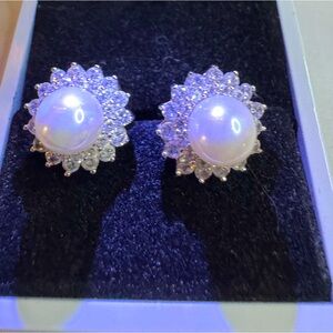 New Elegant Silver Pearl Sapphire Earrings